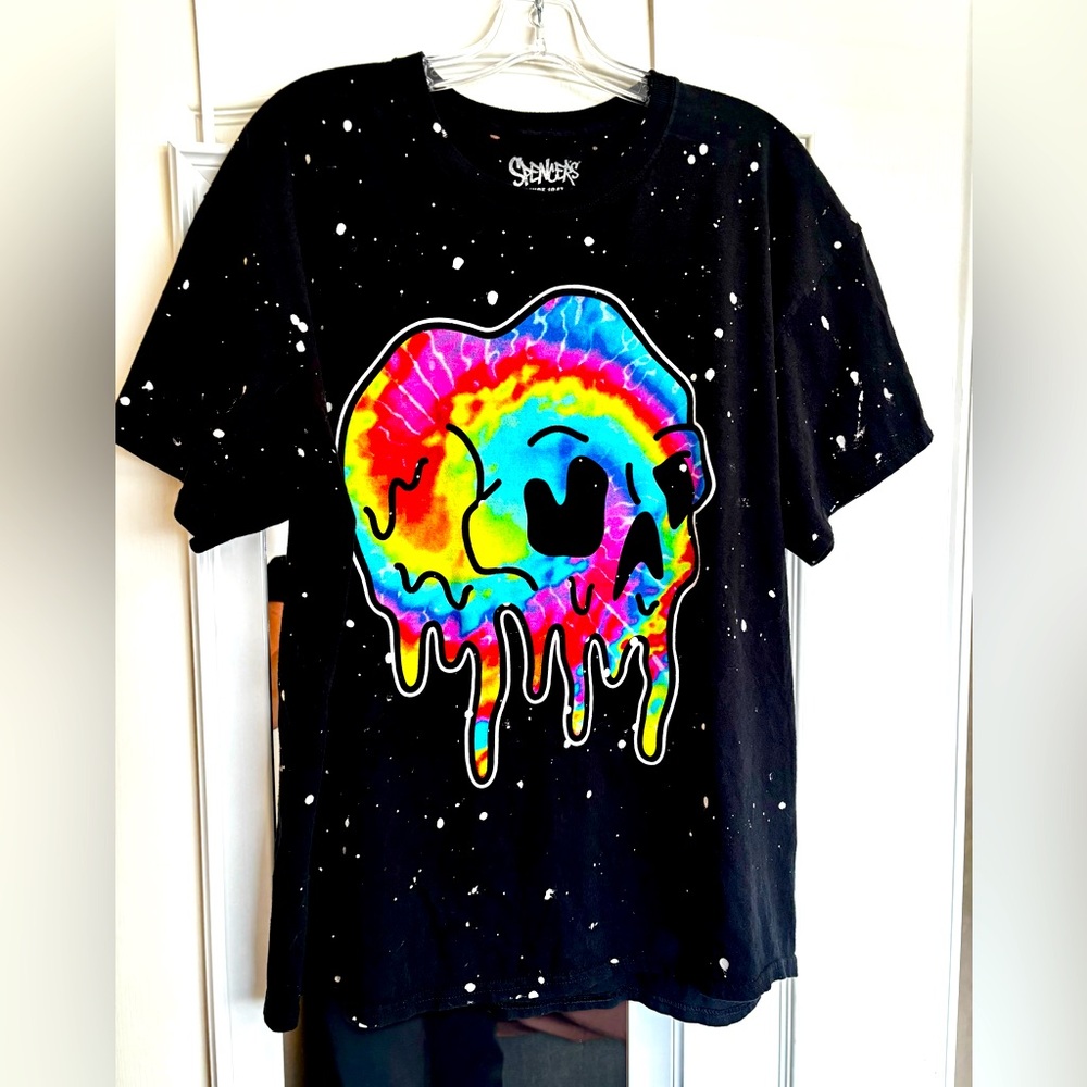 SALE 2/$20 Spencer’s Tie Dye Spacey Skull TShirt - UNISEX XL.  EUC - super cool!